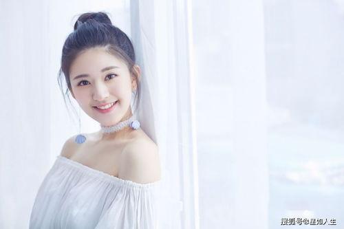 赵露思说未来能拍戏就拍 爆料网吃瓜黑料反差入口,戏路坚定，面对网络风波一笑置之